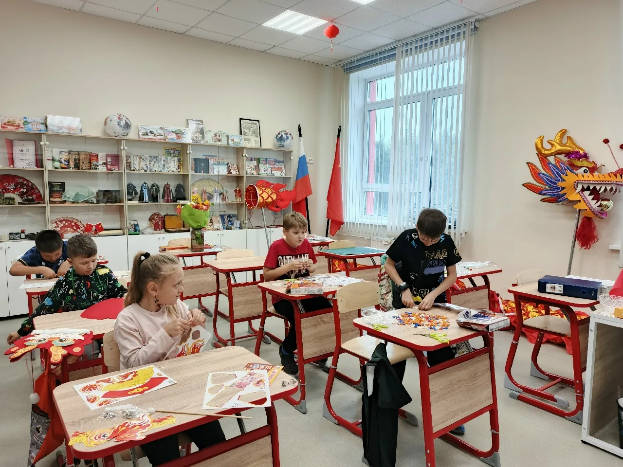 Фотография 1 к публикации «🏮 Творчество начинается здесь! 🏮»