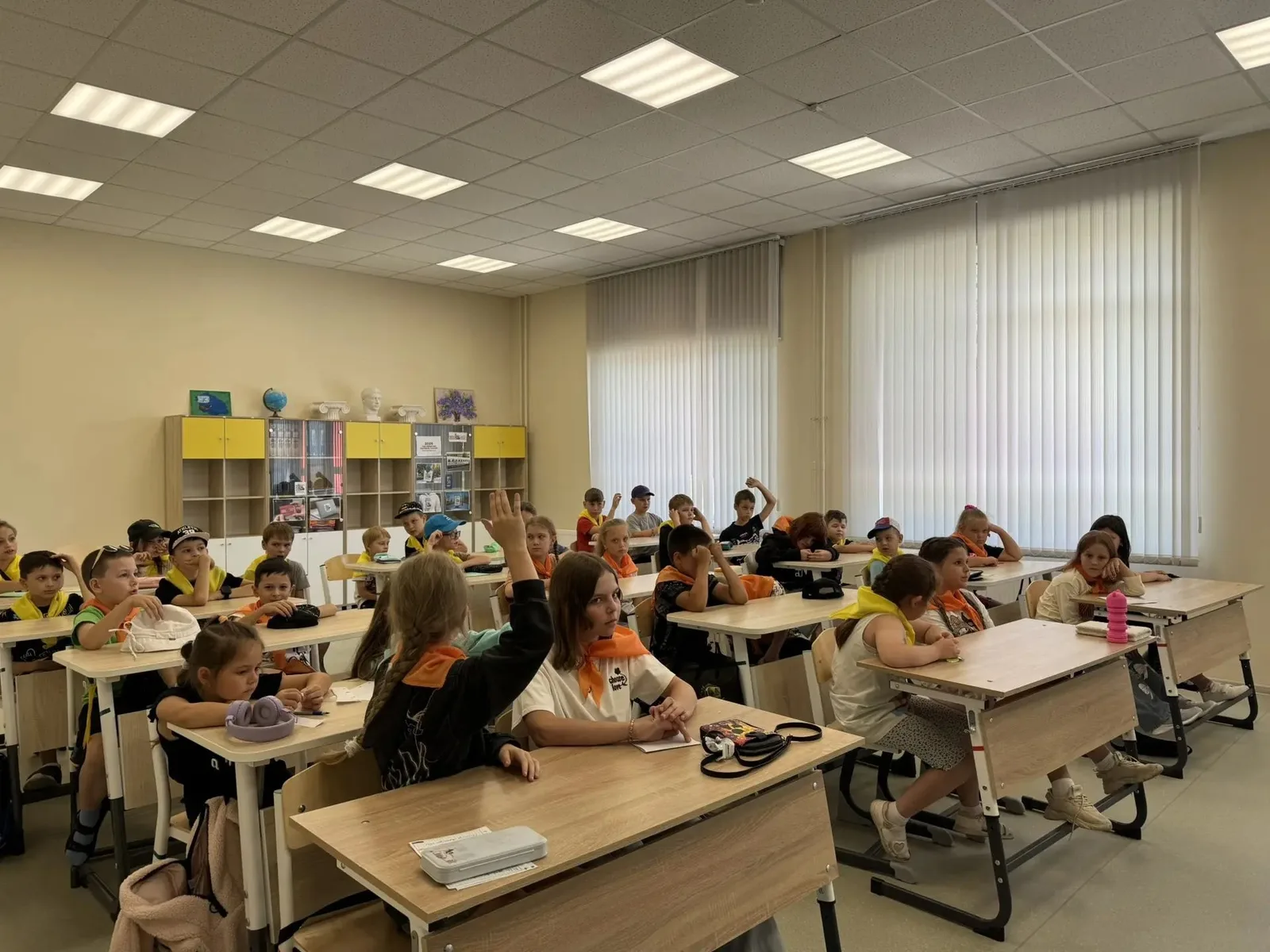Фотография 8 к публикации «📚 Открытие языковой смены свершилось!!!📚»